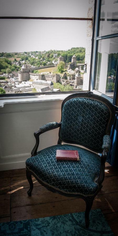 Hotel Particulier Le Mercier De Montigny -Une Nuit Sur Les Remparts- ฟูแฌร์ ภายนอก รูปภาพ